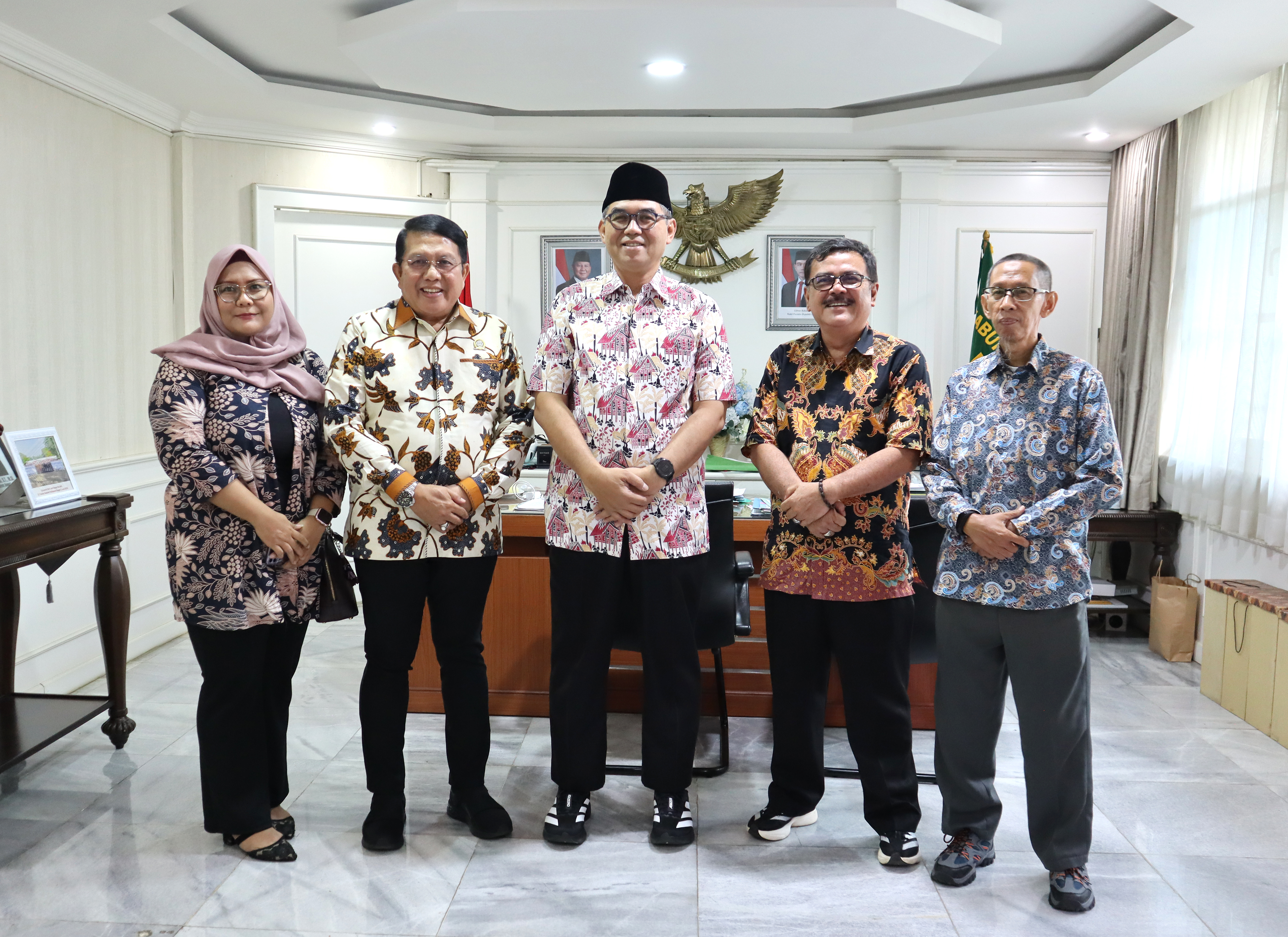 Pertemuan dengan SEKDA Kabupaten Bogor, Silaturahim dan rencana Kerjasama Bidang Pendidikan dengan Pemda Kab.Bogor. Ruang Sekda Kab.Bogor, 18 Juli 2025.
