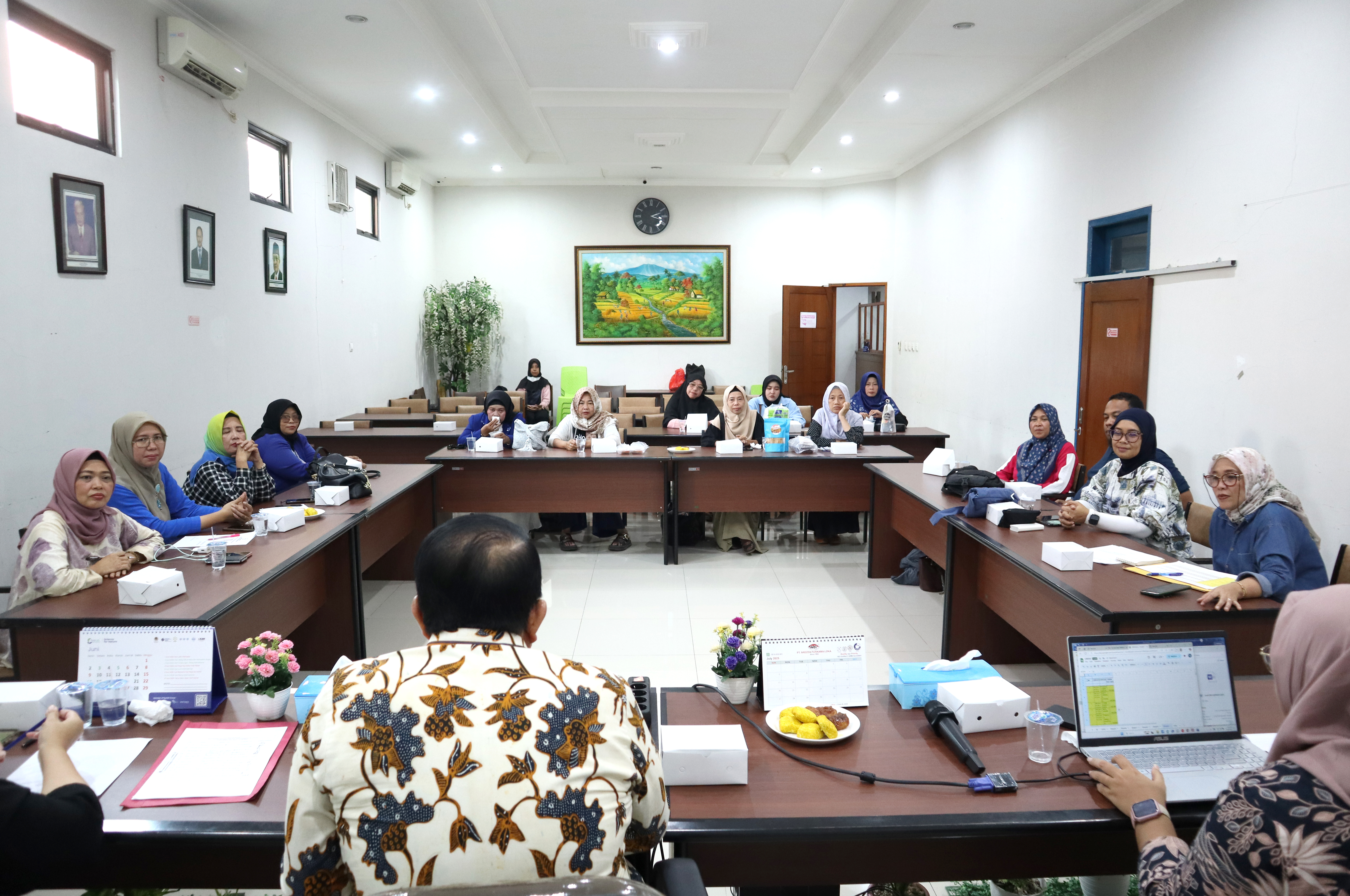 Pertemuan dengan UMKM Binaan DPK APINDO Kabupaten Bogor. Graha APINDO Kabupaten Bogor, 18 Juli  2025.