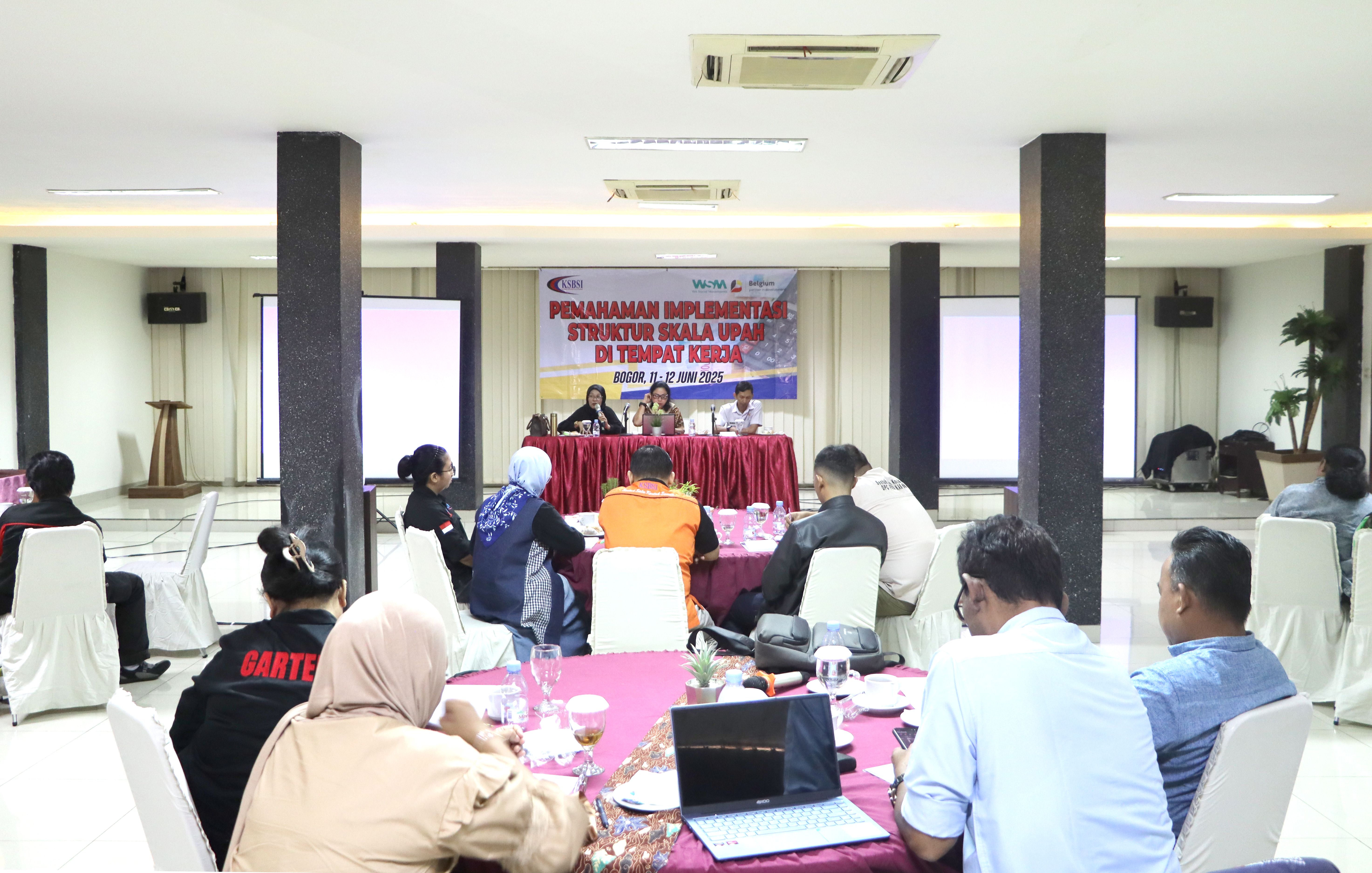 Sebagai Narasumber "Pemahaman Implementasi Struktur dan Skala Upah di Tempat Kerja" yang dilaksanakan oleh DPC KSBSI Kabupaten Bogor.