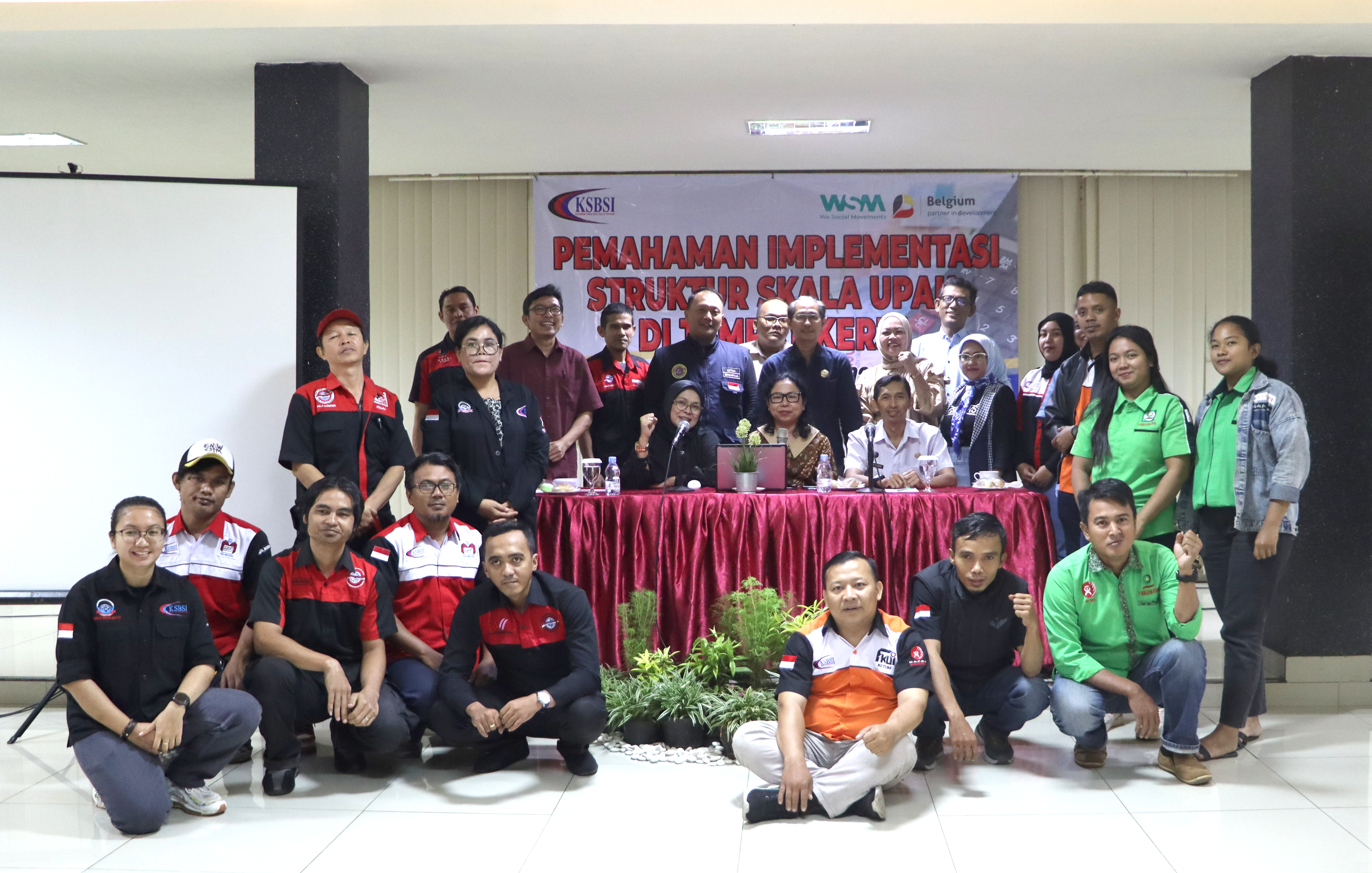 Sebagai Narasumber "Pemahaman Implementasi Struktur dan Skala Upah di Tempat Kerja" yang dilaksanakan oleh DPC KSBSI Kabupaten Bogor.