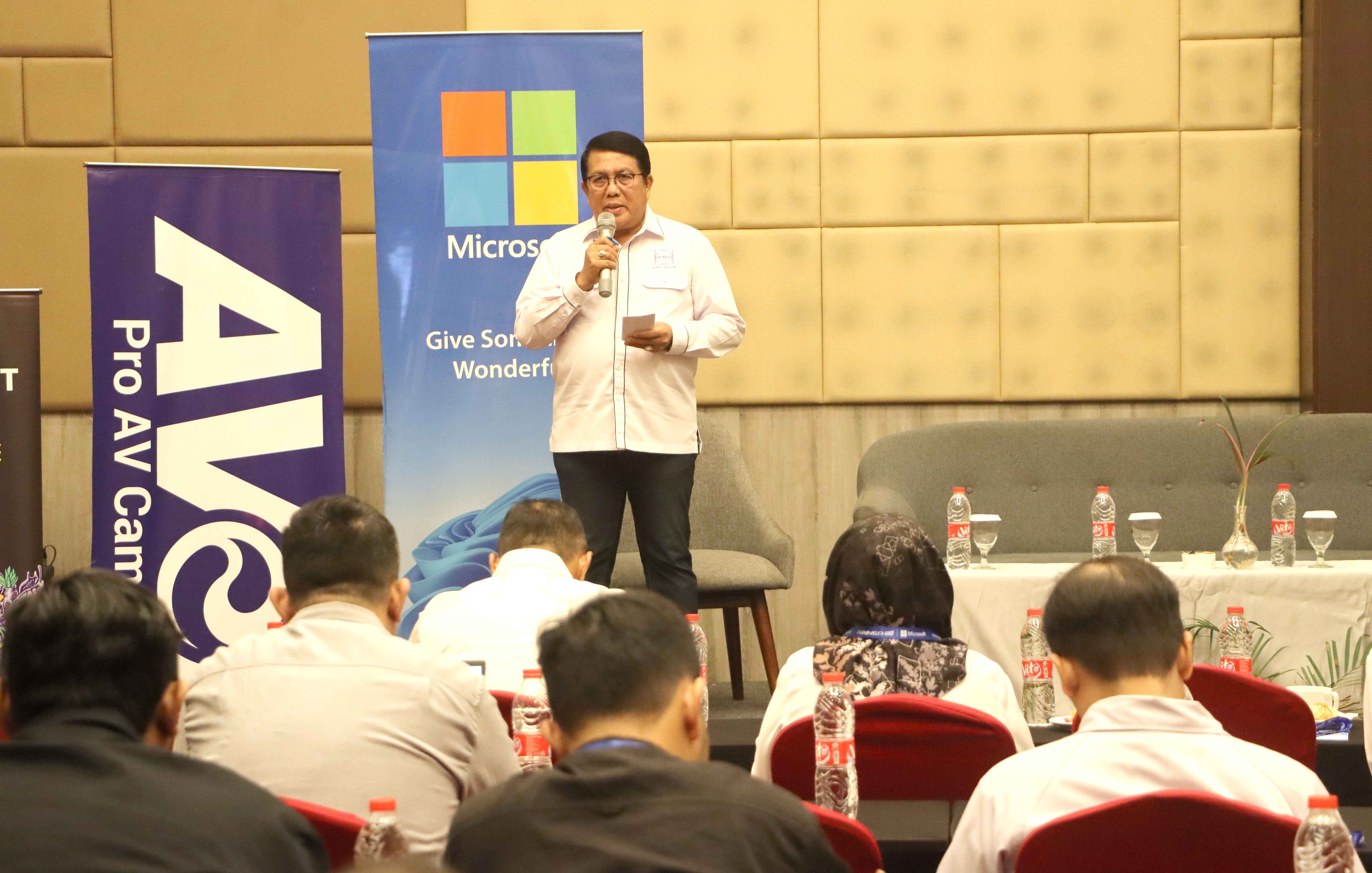 Seminar Strategi Pemanfaatan AI dalam Transformasi Digital di Industri Manufaktur kerjasama DPK APINDO Kabupaten Bogor dengan PT. Indo Mega Vision.