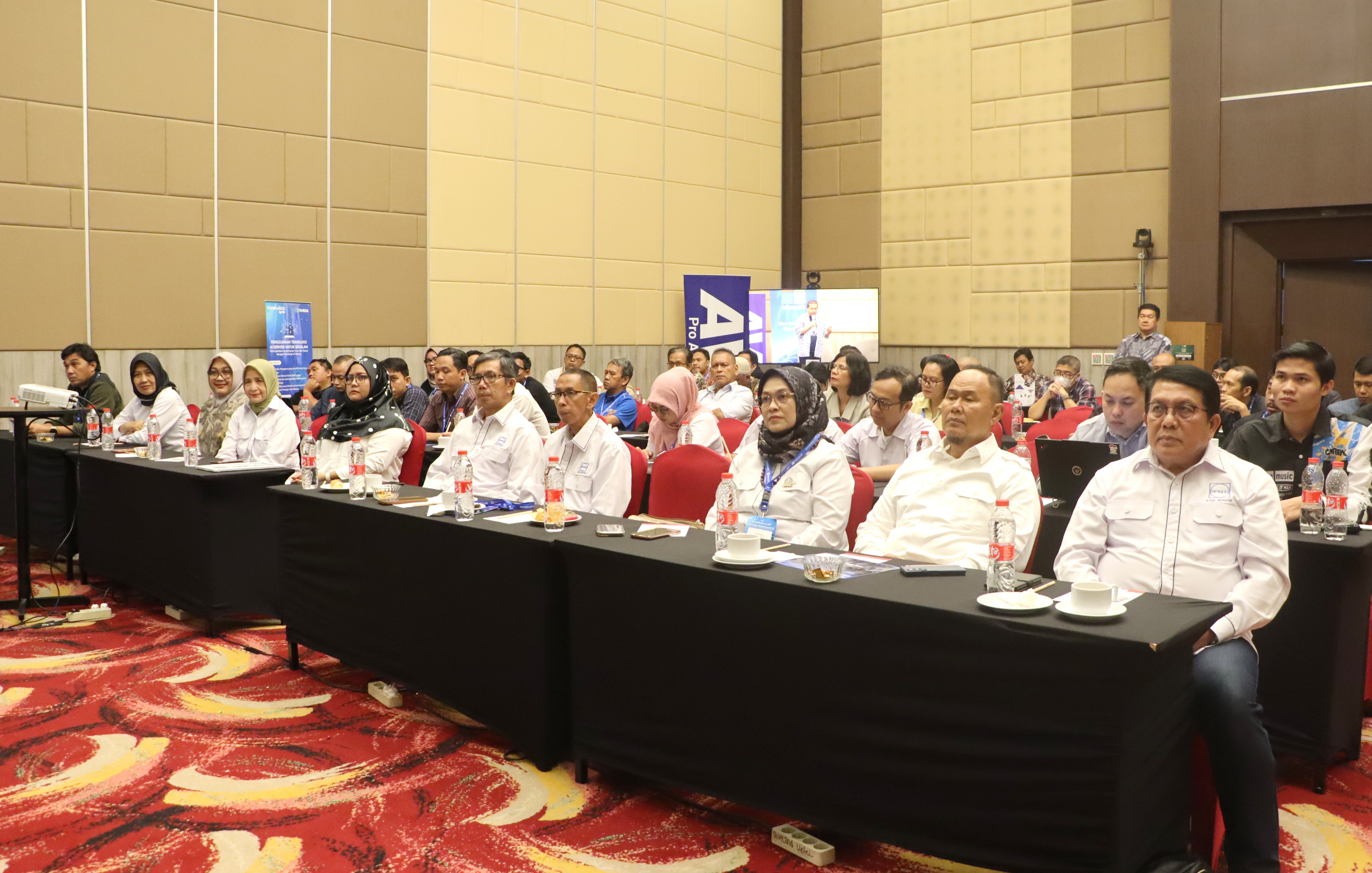 Seminar Strategi Pemanfaatan AI dalam Transformasi Digital di Industri Manufaktur kerjasama DPK APINDO Kabupaten Bogor dengan PT. Indo Mega Vision.