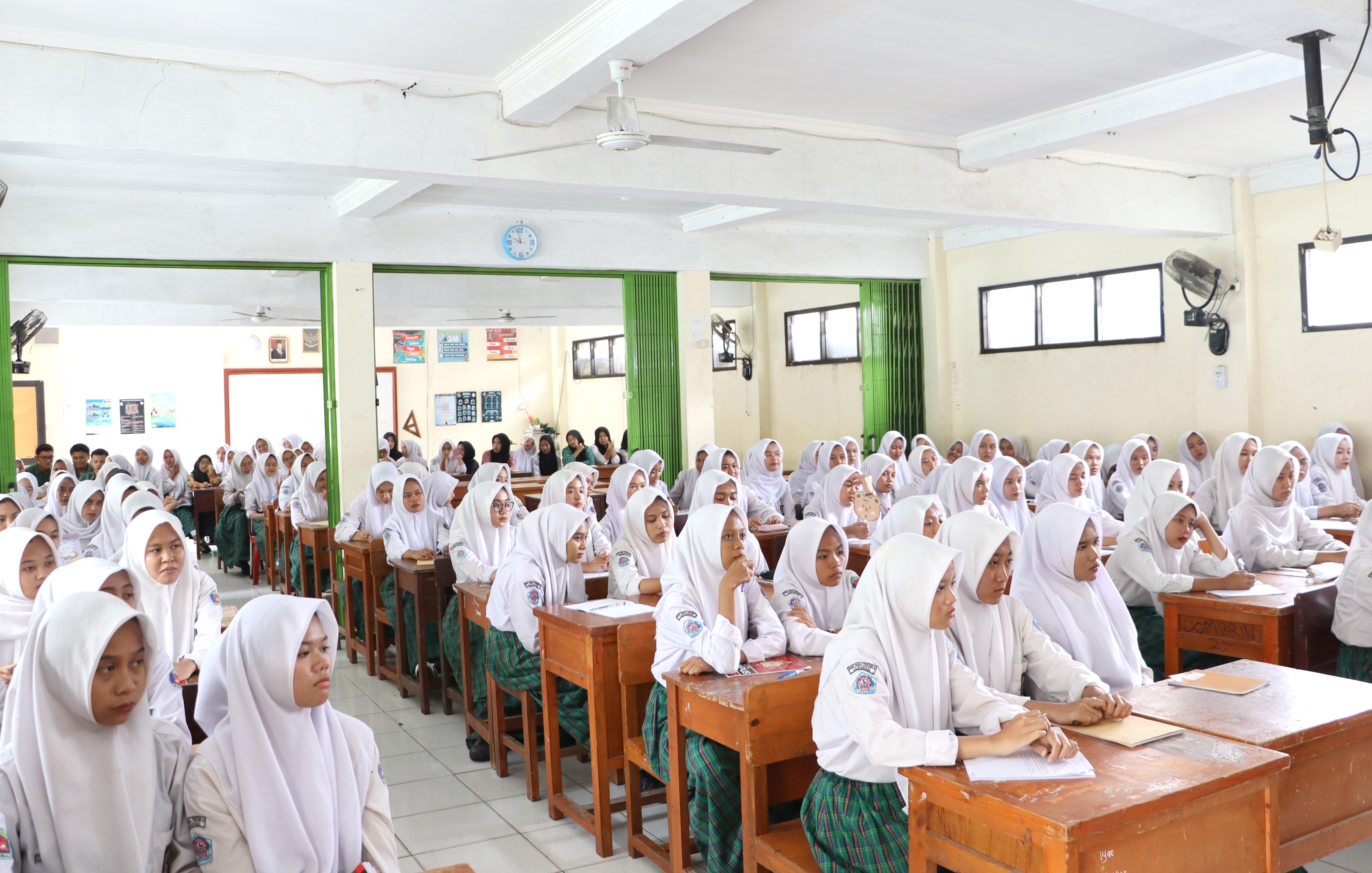 Sosialisasi Pendidikan dan Ketenagakerjaan kerjasama antara DPK APINDO Kabupaten Bogor dan SMK Bina Teknika Cileungsi